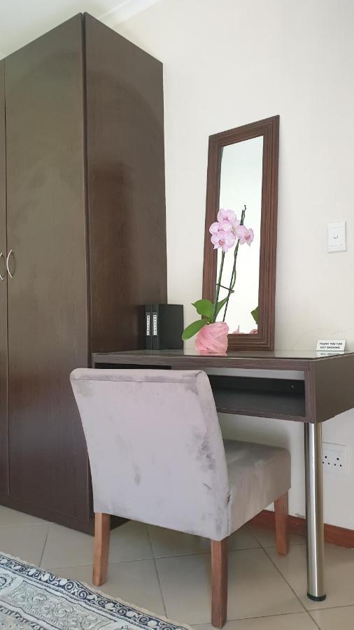 Matina Guest House Johannesburg Bagian luar foto