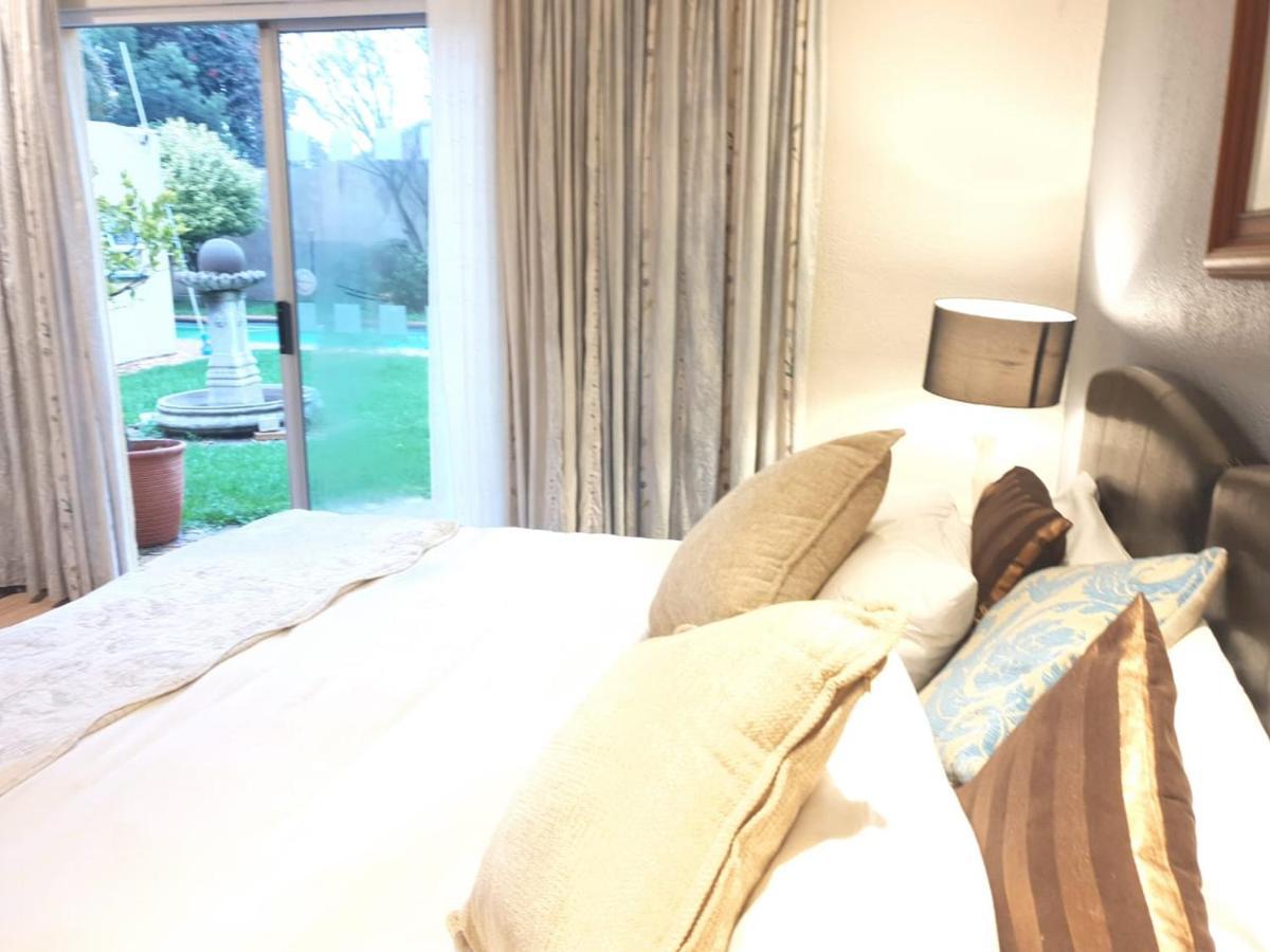 Matina Guest House Johannesburg Bagian luar foto