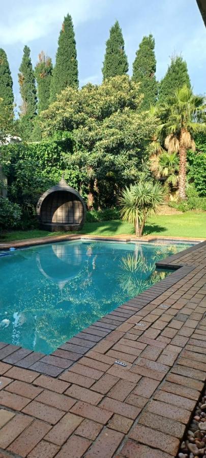 Matina Guest House Johannesburg Bagian luar foto