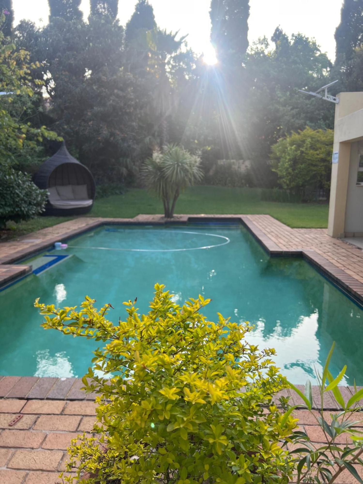 Matina Guest House Johannesburg Bagian luar foto